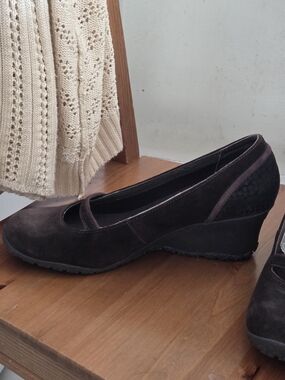 Merrell Suede-like Wedge Pumps - Classic Comfort